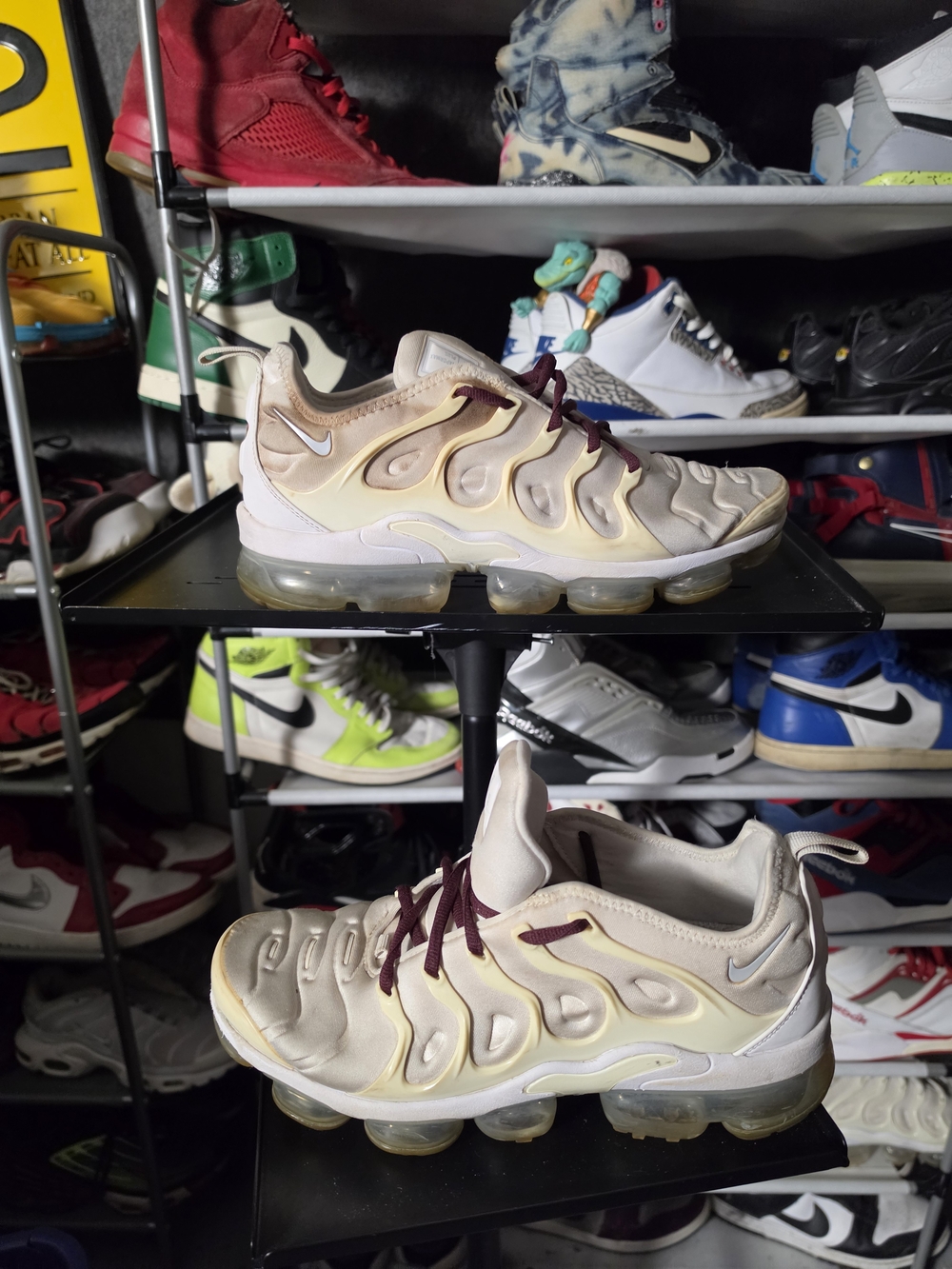 🔥 Nike VaporMax Plus Cream Beige Maroon Men Size 9.5